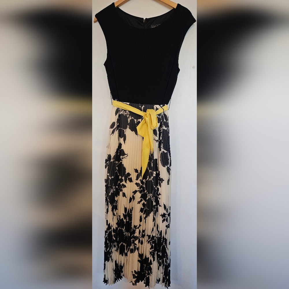 Jessica Howard Crepe Knit Tie Waist Round Neck Sheath Blue White Dress Size 12